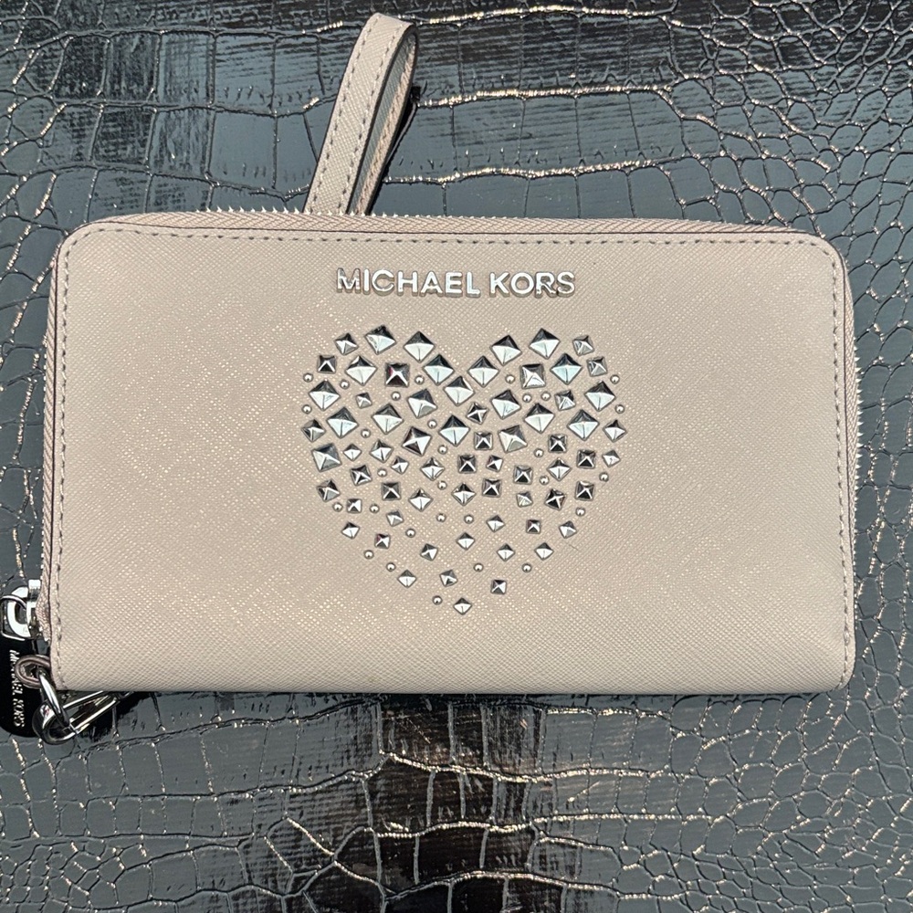Michael Kors Beige Heart Studded Wallet